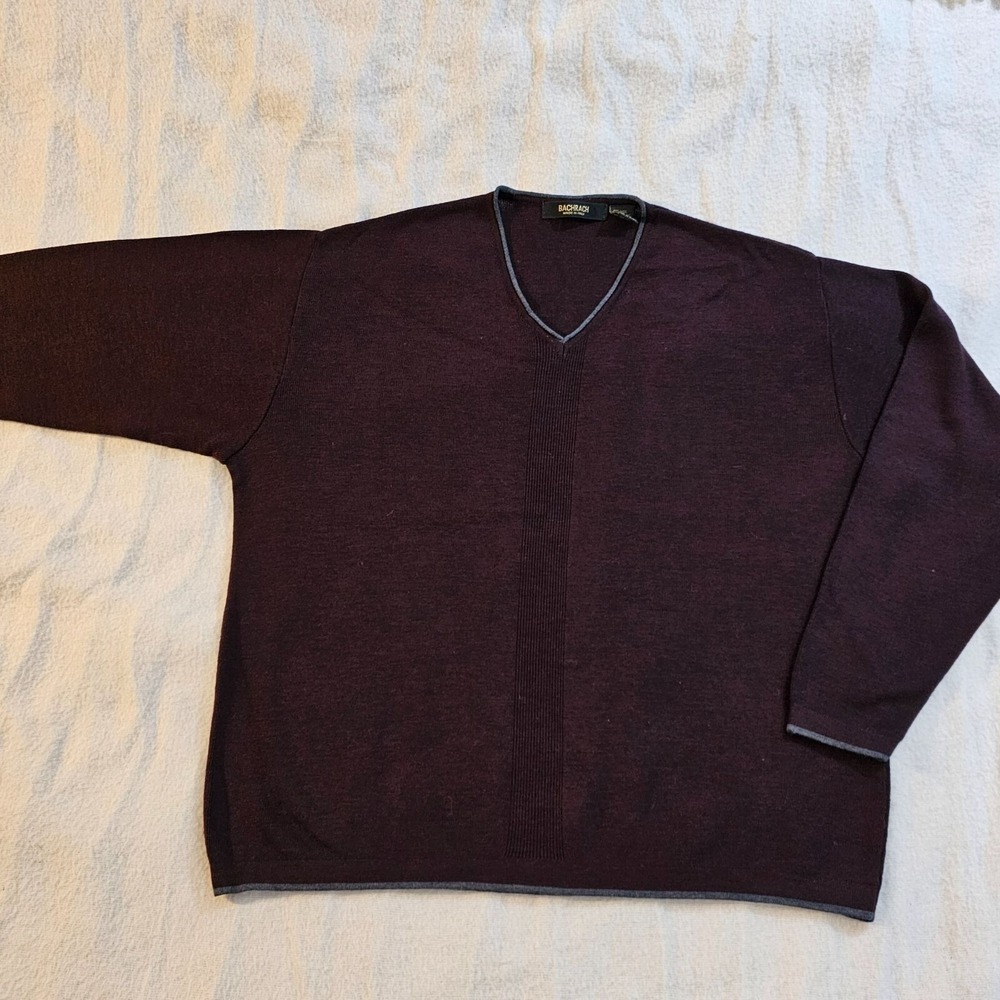 Bachrach Italy‎ Men's Burgundy V Neck Sweater Gray trim L - Picture 4 of 5
